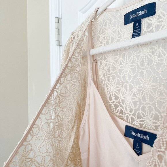 Modcloth Magic In The Air Floral Lace Wrap Dress Size Small Ivory Cream Boho - Picture 6 of 14